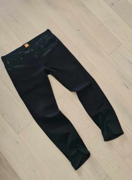 Hugo Boss Orange 34 / 32 jeansy męskie czarne