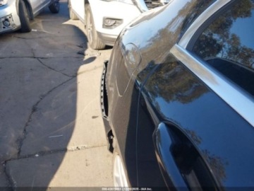 Mercedes Klasa C W205 2017 Mercedes-Benz Klasa C 350E, od ubezpieczalni 2.0 Hybryda 208KM, zdjęcie 11