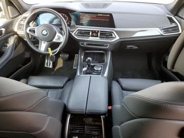 BMW X5 G05 2022 BMW X5 M50i 2022 4.4l 4.4 Benzyna 523KM, zdjęcie 8