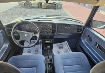 Saab 900 I Hatchback 2.0 i 16V 128KM 1992 Saab 900 Rezerwacja KROKODYL 900 2,0 16V Klima Automat 2.0 Benzyna 128KM, zdjęcie 29