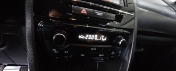 Suzuki Vitara III SUV 1.6 VVT 120KM 2015 Suzuki Vitara 1.6 benzyna 4x4 Kamera Ledy Bardzo ladny stan 1.6 Benzyna, zdjęcie 34