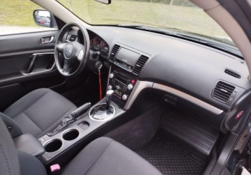 Subaru Outback III 2.5 165KM 2006 Subaru Outback 2.5 Benzyna 164KM, zdjęcie 9