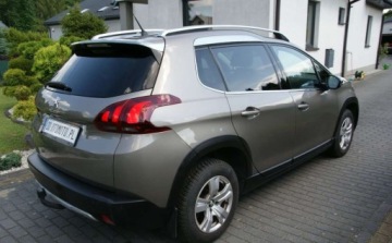 Peugeot 2008 I SUV Facelifting 1.6 BlueHDi 99KM 2017 Peugeot 2008 Peugeot 2008 1.6 BlueHDi Allure 1.6 Diesel 99KM, zdjęcie 5