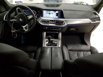 BMW X5 G05 2023 BMW X5 M50I 2023 4.4l 4.4 Benzyna 523KM, zdjęcie 8