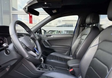 Volkswagen Tiguan II SUV R 2.0 TSI 320KM 2022 Volkswagen Tiguan Pierwszy wlasciciel Hak Gwarancja Bezwypadkowy FVAT, zdjęcie 23