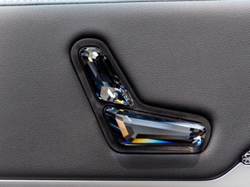 BMW Seria 7 G70 Sedan 3.0 40d 299KM 2025 BMW Seria 7 740d xDrive Sport Sedan 3.0 (299KM) 2025, zdjęcie 13