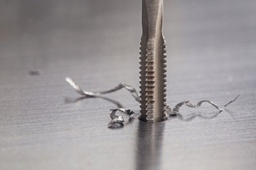 M6 РЕЗЬБА HSS M6x1,0 мм. НАБОР ИЗ 3 ШТ.