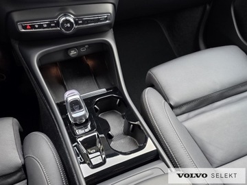 Volvo XC40 Crossover Facelifting 2.0 B4 197KM 2024 Volvo XC 40 FV23 Plus Dark B4 197+14KM ACC Harman, zdjęcie 27