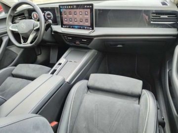 Volkswagen Passat B8 Variant Facelifting 1.5 TSI EVO 150KM 2025 Volkswagen Passat serwis ASO 1.5TSI 150KM bezwypadkow gwarancja pakiety ka, zdjęcie 23