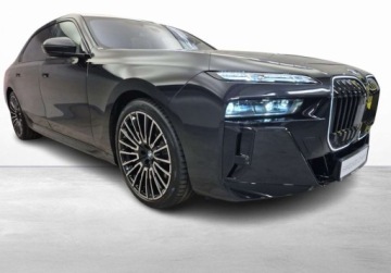 BMW Seria 7 G70 Sedan 3.0 40d 299KM 2026 BMW Seria 7 d xDrive 299 KM M-Sport gwarancja przedluzona 3.0 Diesel, zdjęcie 13