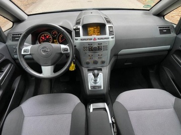Opel Zafira B 1.8 ECOTEC 140KM 2009 Opel Zafira Opel Zafira 1.8b Automat 140KM 7-Foteli Super Stan 1.8, zdjęcie 17