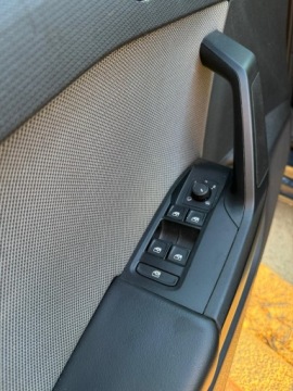 Seat Leon IV Hatchback 1.0 EcoTSI 90KM 2022 Seat Leon kombi, 1,0 TSI, bogate wyposażenie, niski przebieg, serwisowany, zdjęcie 10