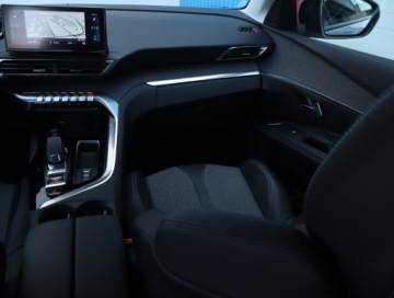 Peugeot 3008 II Crossover Facelifting  1.2 PureTech 130KM 2022 Peugeot 3008 1.2 PureTech, Salon Polska, zdjęcie 7