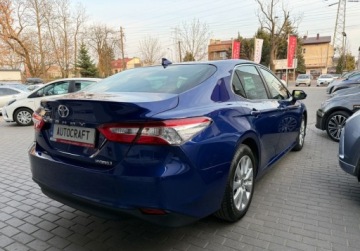 Toyota Camry IX Sedan 2.5 Hybrid Dynamic Force 218KM 2020 Toyota Camry salon Polska, serwis ASO, Gwarancja 2.5 Hybryda 218KM, zdjęcie 20