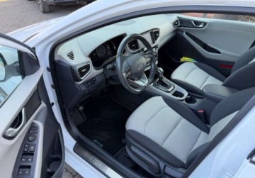 Hyundai IONIQ Hatchback 1.6 GDi 141KM 2018 Hyundai IONIQ 1.6 Hybrid 141KM F-LED Infinity NAV Climatronic Kamera SERWI, zdjęcie 18