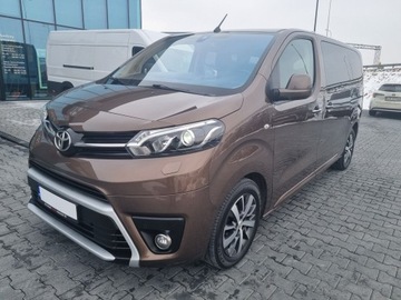 Toyota Proace II Furgon Medium 2.0 D-4D 150KM 2020 Toyota PROACE VERSO 2.0 D4-D Medium Family 2.0 D4-, zdjęcie 1