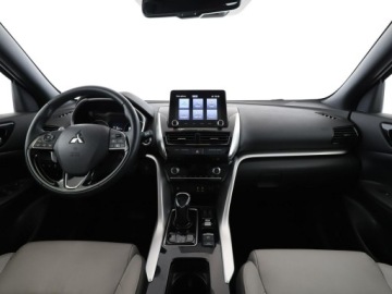 Mitsubishi Eclipse Cross SUV PHEV 2.4 188KM 2022 Mitsubishi Eclipse Cross PHEV, Panorama, skóra,, zdjęcie 14