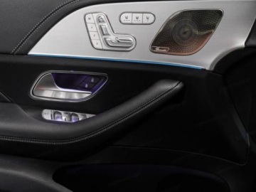 Mercedes GLE V167 SUV Facelifting 2.0 300d 269KM 2025 MERCEDES-BENZ GLE 300 d 4-Matic AMG Line 2.0 (269KM) 2025, zdjęcie 10