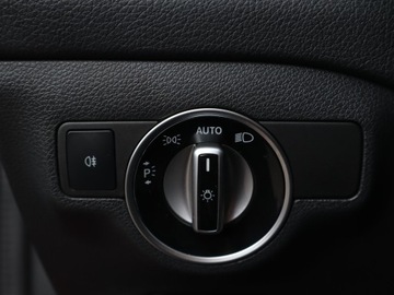 Mercedes GLA I Off-Roader Facelifting 1.6 200 156KM 2019 Mercedes GLA GLA 200, Salon Polska, Automat, zdjęcie 15