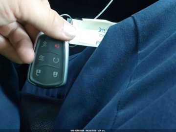 Cadillac Escalade III 2020 Cadillac Escalade 2020 Cadillac Escalade 4WD 4dr Premium Luxury 6.2 Benzyna, zdjęcie 9