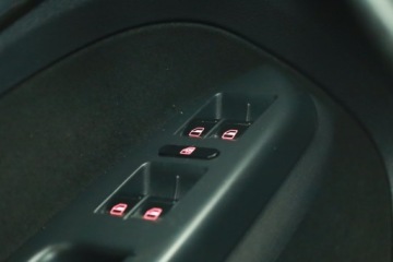 Volkswagen Touran I 1.9 TDI 105KM 2007 VW Touran 1.9 TDI, Klima, Klimatronic, Tempomat, zdjęcie 14