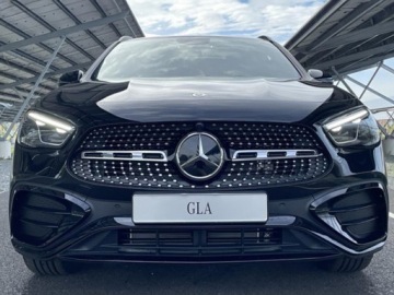 Mercedes GLA II Off-roader Facelifting 1.3 200 163KM 2025 200 Pakiet AMG Premium Plus + Dach panoramiczny + Kamera 360, zdjęcie 1