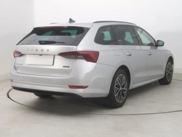 Skoda Octavia IV Liftback 1.0 TSI EVO 110KM 2020 Skoda Octavia 1.0 TSI e-tec, Salon Polska, zdjęcie 4