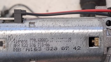 MOTOREK STŘEŠNÍHO OKNA 1638200742 MERCEDES ML W163