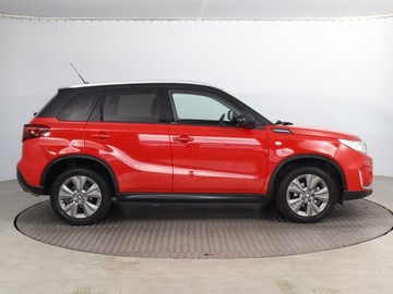 Suzuki Vitara III SUV Facelifting 1.4 BoosterJet 140KM 2019 Suzuki Vitara 1.4 BoosterJet, Salon Polska, 4X4, zdjęcie 5