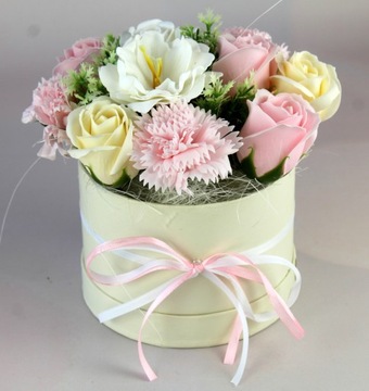 МЫЛЬНЫЕ ЦВЕТЫ АРОМАТИРОВАННАЯ ЦВЕТОЧНАЯ КОРОБКА ПОДАРОЧНАЯ УКРАШИТЕЛЬНАЯ КОМПОЗИЦИЯ