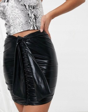 FEMME LUXE SPÓDNICA CZARNA DOPASOWANA 38 M 1ACV