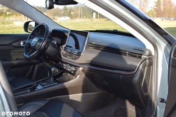 Jeep Compass II SUV Facelifting 1.5 MHEV T4 130KM 2022 Jeep Compass 1.5 GSE T4 e-Hybrid Limited Alpine Full LED Kamery 360 ACC Cz, zdjęcie 19