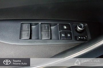 Toyota Corolla XII Hatchback 1.2 Turbo D-4T 116KM 2022 Toyota Corolla Seria E21 (2019-) 1.2 T Comfort + p, zdjęcie 9