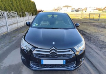 DS 4 I 2014 Citroen DS4 Citroen DS4 2.0 BlueHDi SoChic SampS 2.0 Diesel 150KM, zdjęcie 1