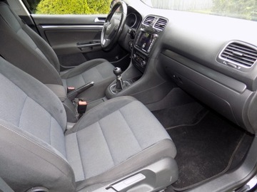 Volkswagen Golf VI Variant 1.6 TDI-CR DPF BlueMotion 105KM 2011 VOLKSWAGEN GOLF VI 1,6 TDI STYLE NAWI. PDC BEZWYPADKOWY, zdjęcie 13