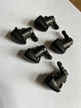 JEEP GRAND CHEROKEE WK 5 ФОРСУНКА ОМЫВАТЕЛЯ КАПОТА