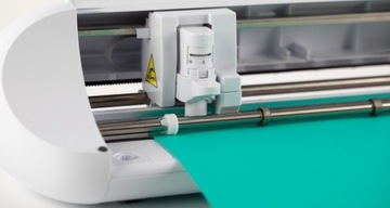 Самоклеящаяся пленка ORACAL MATTE RED