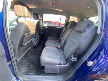 Volkswagen Touran III 1.4 TSI 150KM 2017 Volkswagen Touran 1.4 tsi 150 KM pasek nowy polski salon high line f-k VAT, zdjęcie 36