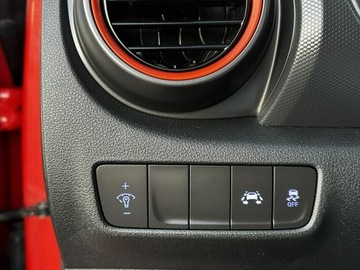 Hyundai Kona I Crossover 1.6 T-GDI 177KM 2018 Hyundai Kona Półskóra Navi Grzane, zdjęcie 29