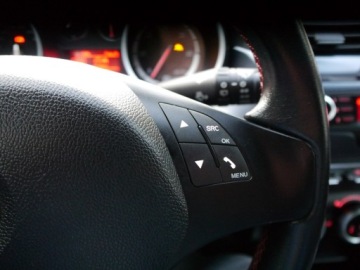 Alfa Romeo Giulietta Nuova II Hatchback 5d 2.0 JTD 16v 170KM 2011 Alfa Romeo Giulietta 1.6 Stan Idealny Gwarancja12m, zdjęcie 29