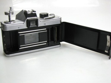 PRAKTICA L CAMERA - корпус