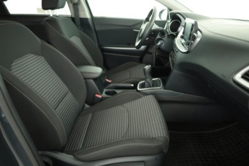 Kia Ceed III Kombi Facelifting 1.5 T-GDI 160KM 2023 Kia Ceed 1.5 T-GDI, Salon Polska, Serwis ASO, zdjęcie 6