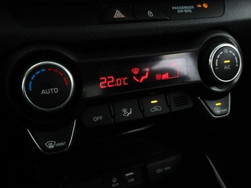 Kia Stonic Crossover 1.0 T-GDI 100KM 2020 Kia Stonic FV23% klima auto kamera i czujniki, zdjęcie 25