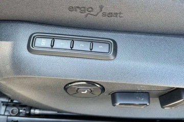 Skoda Superb IV Kombi 2.0 TSI 204KM 2026 Skoda Superb Glosniki Canton CarPlay Podgrzewane fotele przednie i tylne, zdjęcie 15