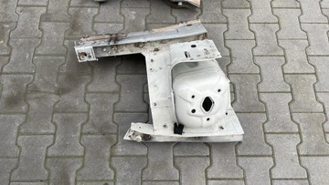 MERCEDES C W204 ĆWIARTKA PRZÓD PODŁUŻNICA LEWA