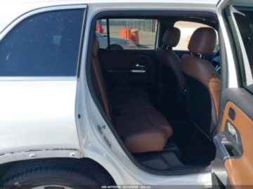Mercedes GLB 2021 Mercedes-Benz GLB 250 2021 2.0 Benzyna 221KM, zdjęcie 12