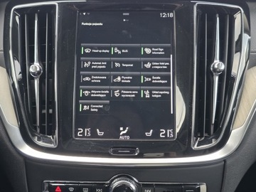 Volvo V60 II  Kombi 2.0 D4 190KM 2019 Volvo V60 Cross Country Salon PL Pro D4 B 190KM AW, zdjęcie 28