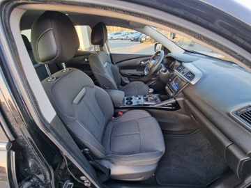 Renault Kadjar Crossover 1.2 Energy TCe 130KM 2016 Czarny Renault Kadjar 1.2TCE 130 PS Alu Navi 113 Tys, zdjęcie 18