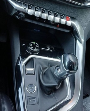 Peugeot 5008 II Crossover 2.0 BlueHDI 150KM 2018 Peugeot 5008 236 2.0 BlueHDI Allure 150 KM 2.0 Diesel 150KM, zdjęcie 23