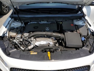 Mercedes GLB 2022 Mercedes-Benz GLB 250 2022 2.0l 2.0 Benzyna 221KM, zdjęcie 6